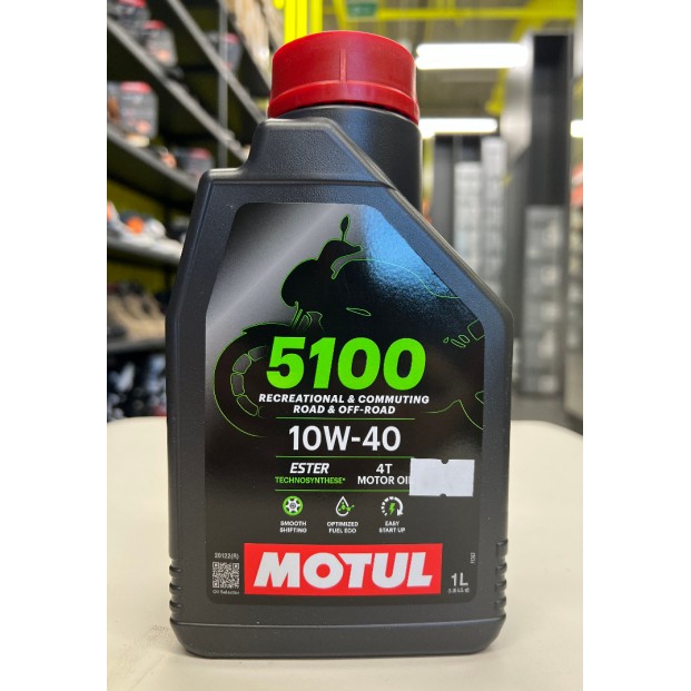 Масло Motul 5100 10W40 4T моторное, полусинтетическое для четырехтактных двигателей мотоциклов, 1 литр 112858